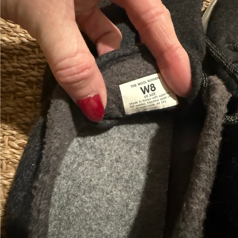 NEW Women’s Allbirds The Wool Runner Sneakers - Picture 4 of 6